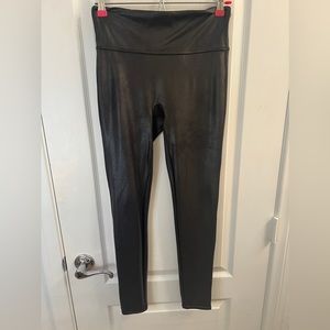 Spanx Womens Faux Leather Leggings Size Large Black Shimmery Shiny Stretch